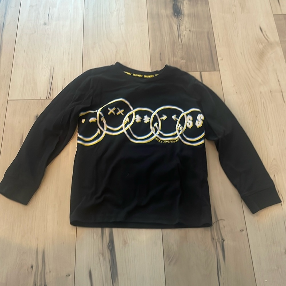 Smiley World Long Sleeve sz 7